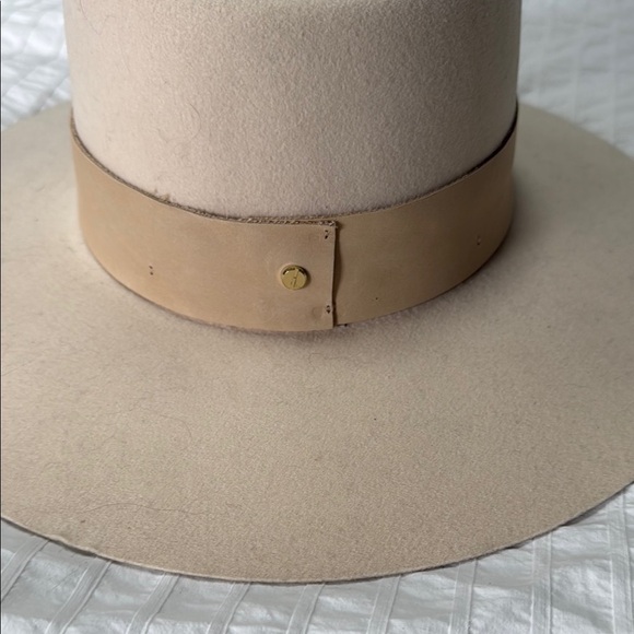 Beige Wide-Brim Fedora Hat main image 6